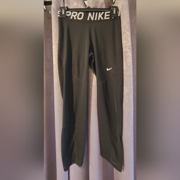 Nike Pro Cropped Running Tights - Picture 1 of 4